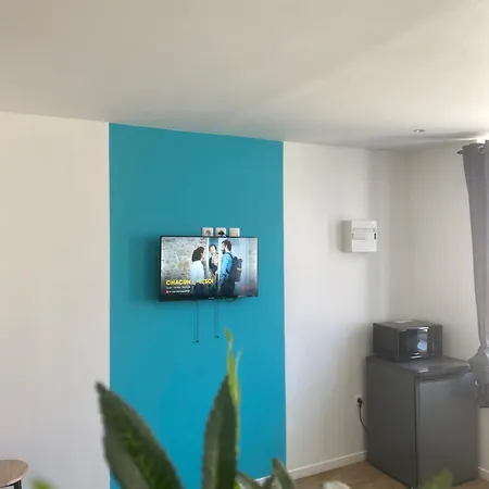Capstay Point Ch3 - Netflix Apartment