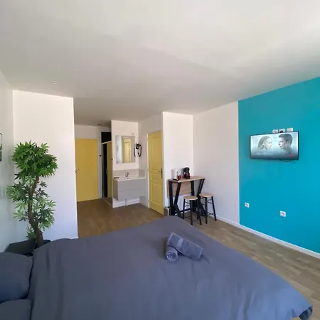 Capstay Point Ch3 - Netflix