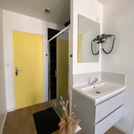 Apartment Capstay Point Ch3 - Netflix Tourcoing