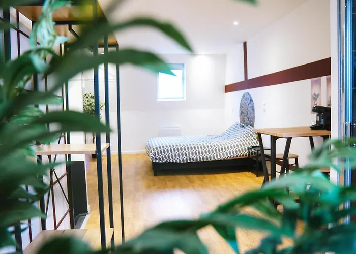 Capstay Point Ch3 - Netflix *