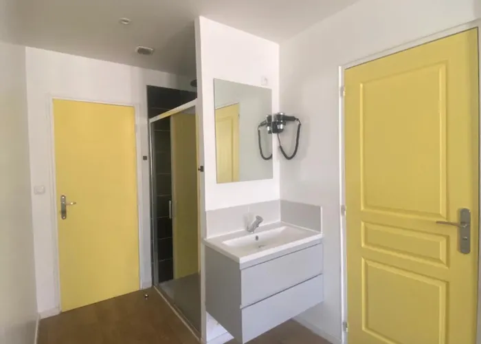 Capstay Point Ch3 - Netflix Apartamento *