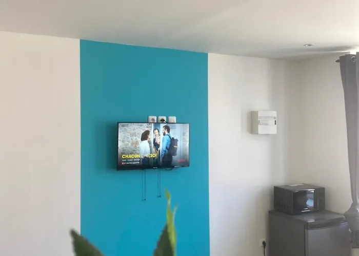 Capstay Point Ch3 - Netflix Apartamento