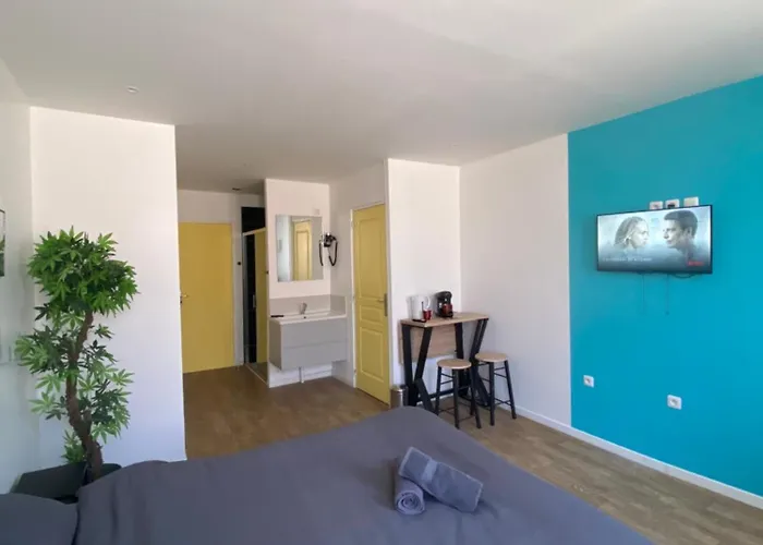 Capstay Point Ch3 - Netflix